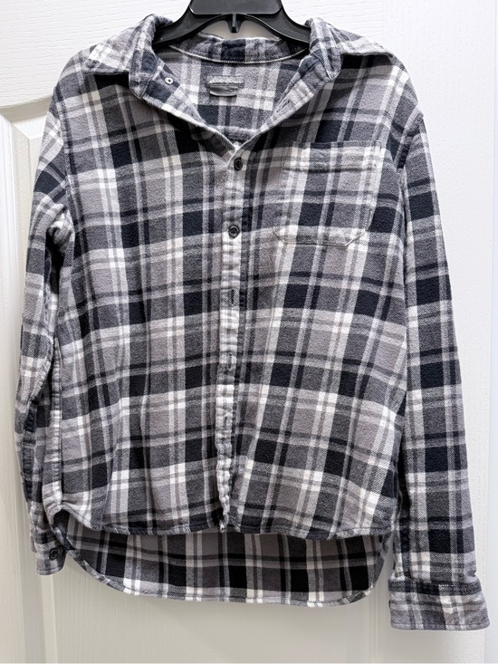 Eddie Bauer Other - Eddie Bauer Black & Gray Plaid Button-Down Shirt